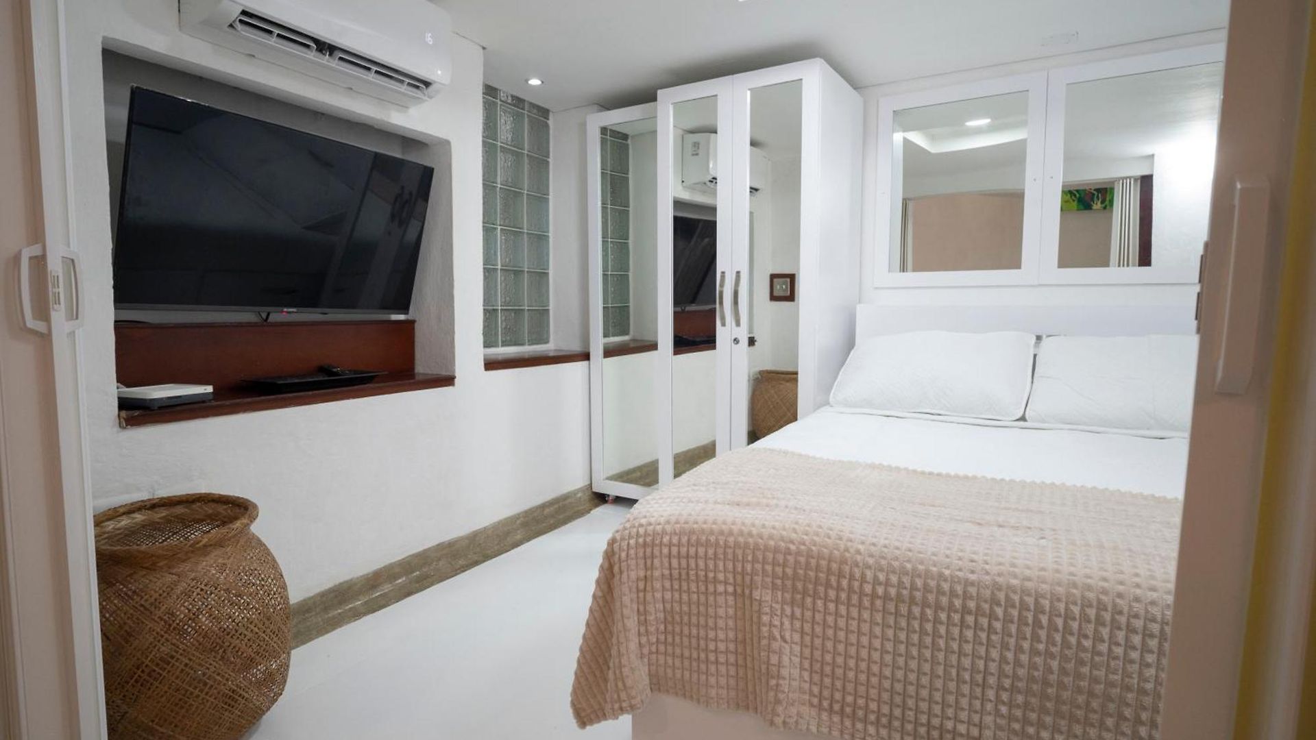 Сasa de vacaciones Alma Blanca - Colonial Loft In The Walled *
