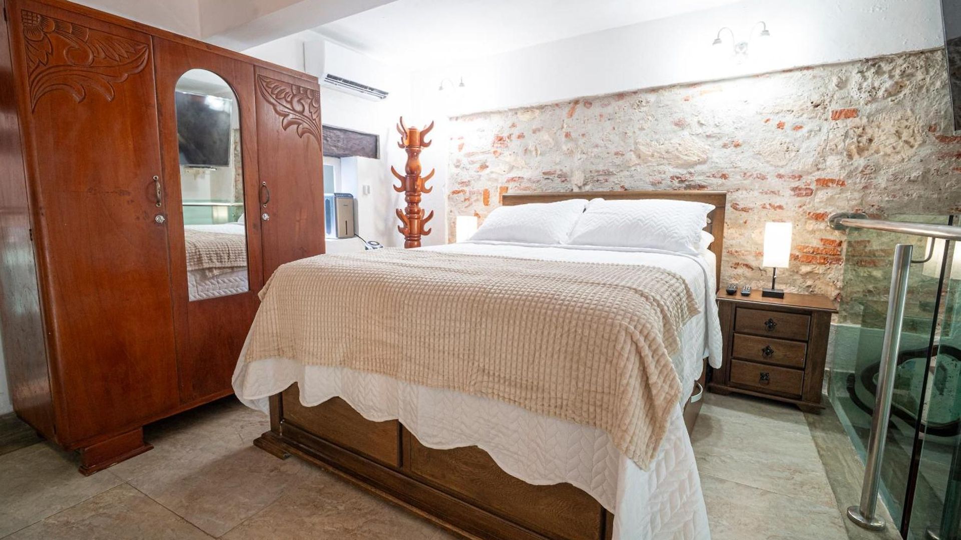 Alma Blanca - Colonial Loft In The Walled Сasa de vacaciones