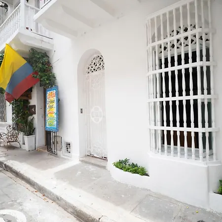 Alma Blanca - Colonial Loft In The Walled Cartagena
