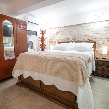 Alma Blanca - Colonial Loft In The Walled Сasa de vacaciones